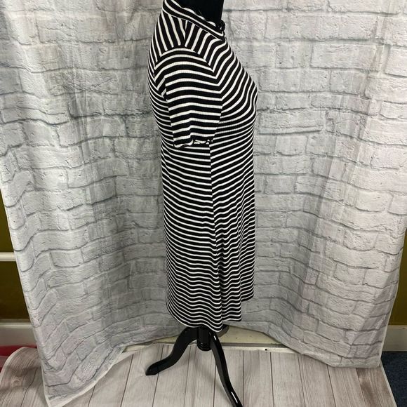 Stiletto’s mock turtleneck short sleeve ribbed stripe B&W mini dress sz M - Picture 6 of 11